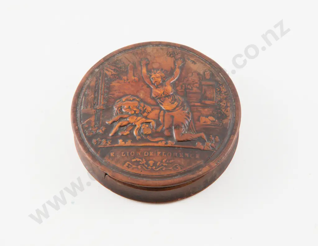 C19th Burl Wood Circular Snuff Box Image 1++