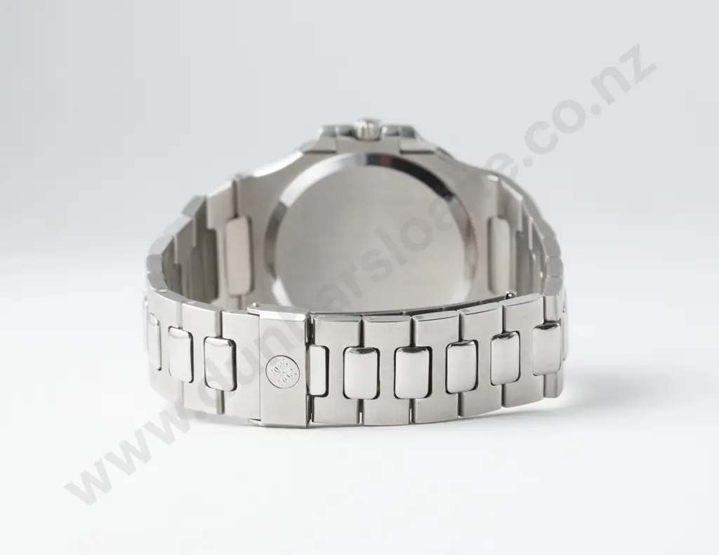 Circa Late C1970's Patek Philippe Reference (3700) Jumbo Nautilus Automatic Wrist Watch Image 1++