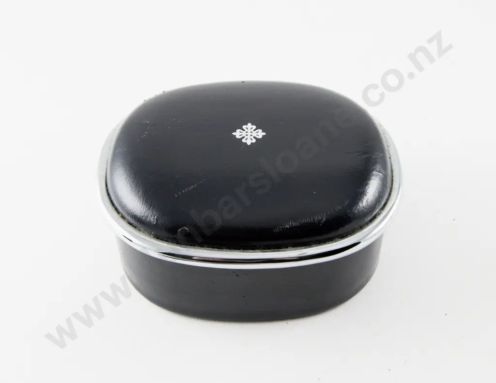 Circa Late C1970's Patek Philippe Reference (3700) Jumbo Nautilus Automatic Wrist Watch Image 1++