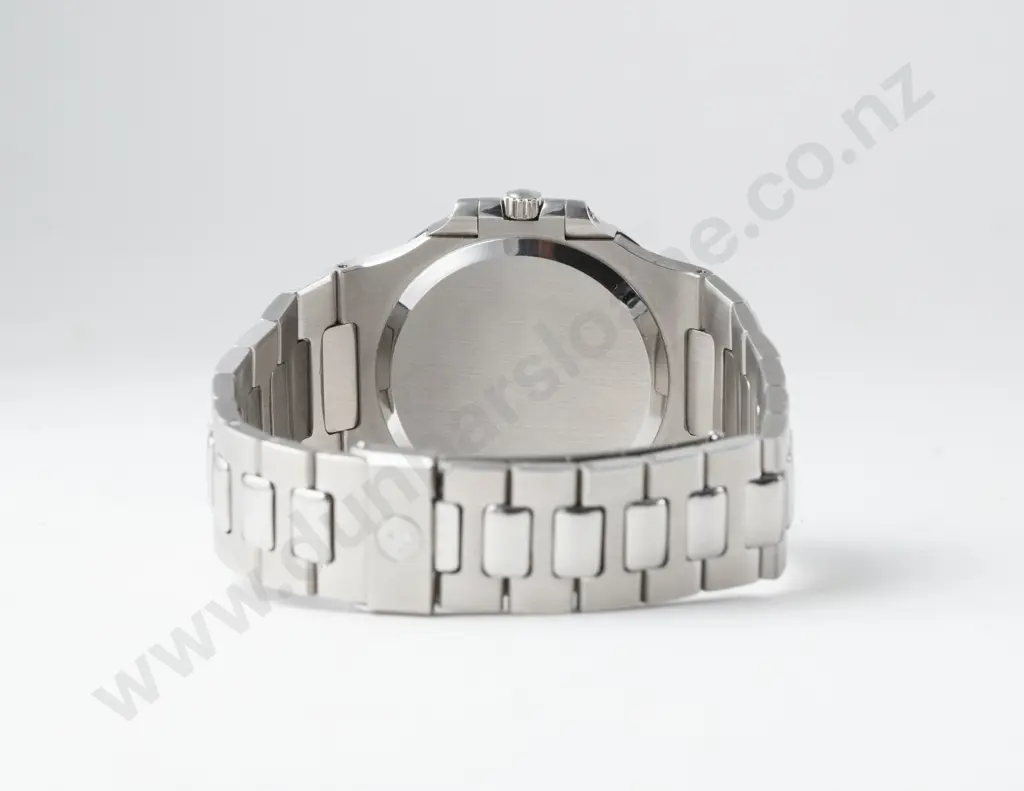 Circa Late C1970's Patek Philippe Reference (3700) Jumbo Nautilus Automatic Wrist Watch Image 1++