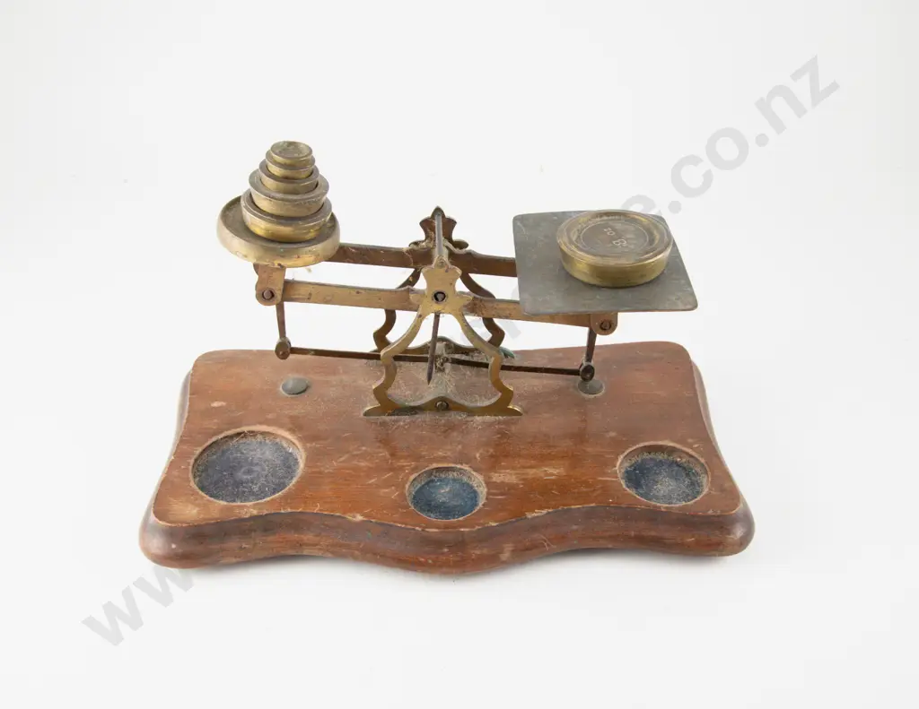 Set Of Edwardian Postal Scales & Weights Image 1++