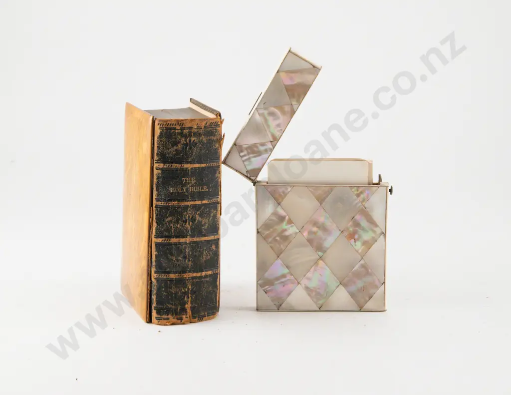 Vict MOP Calling Card Case Image 1++