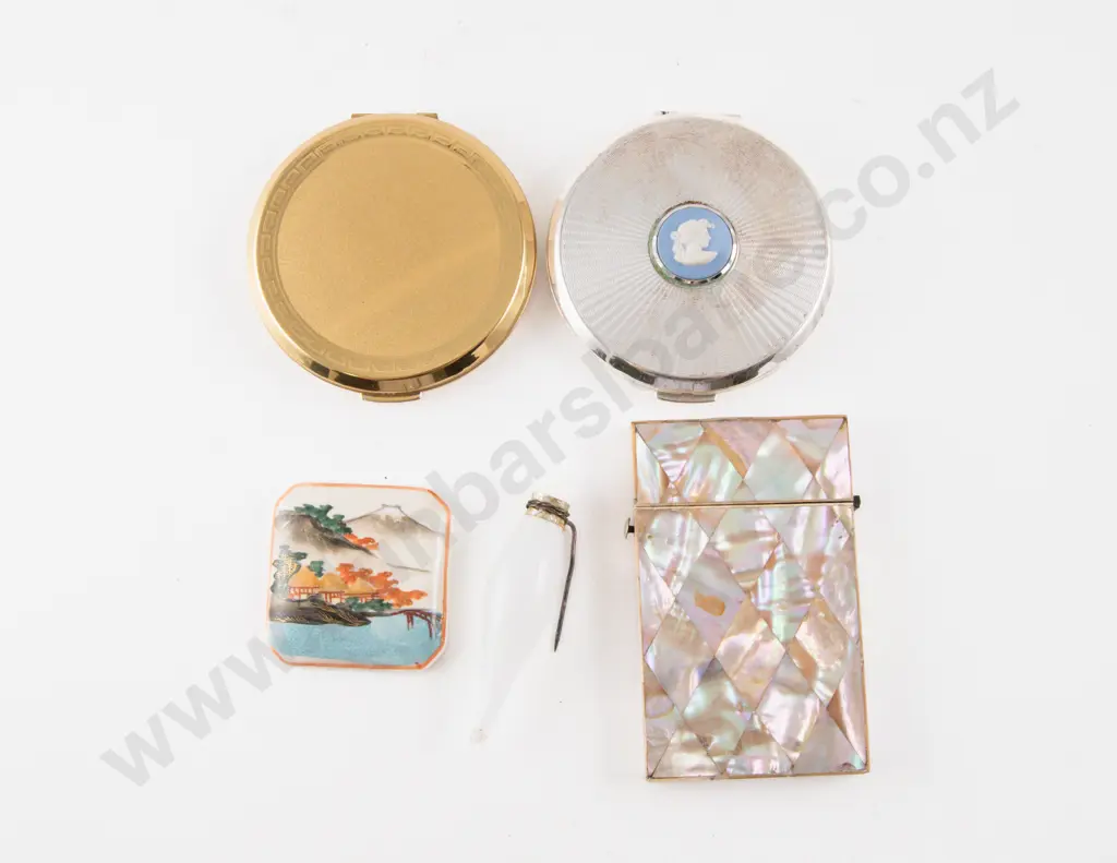 Two Stratton Powder Compacts Image 1++