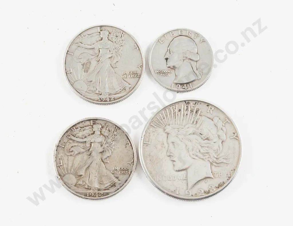 US 1923 Morgan Silver Dollar Philadelphia Mint Image 1++