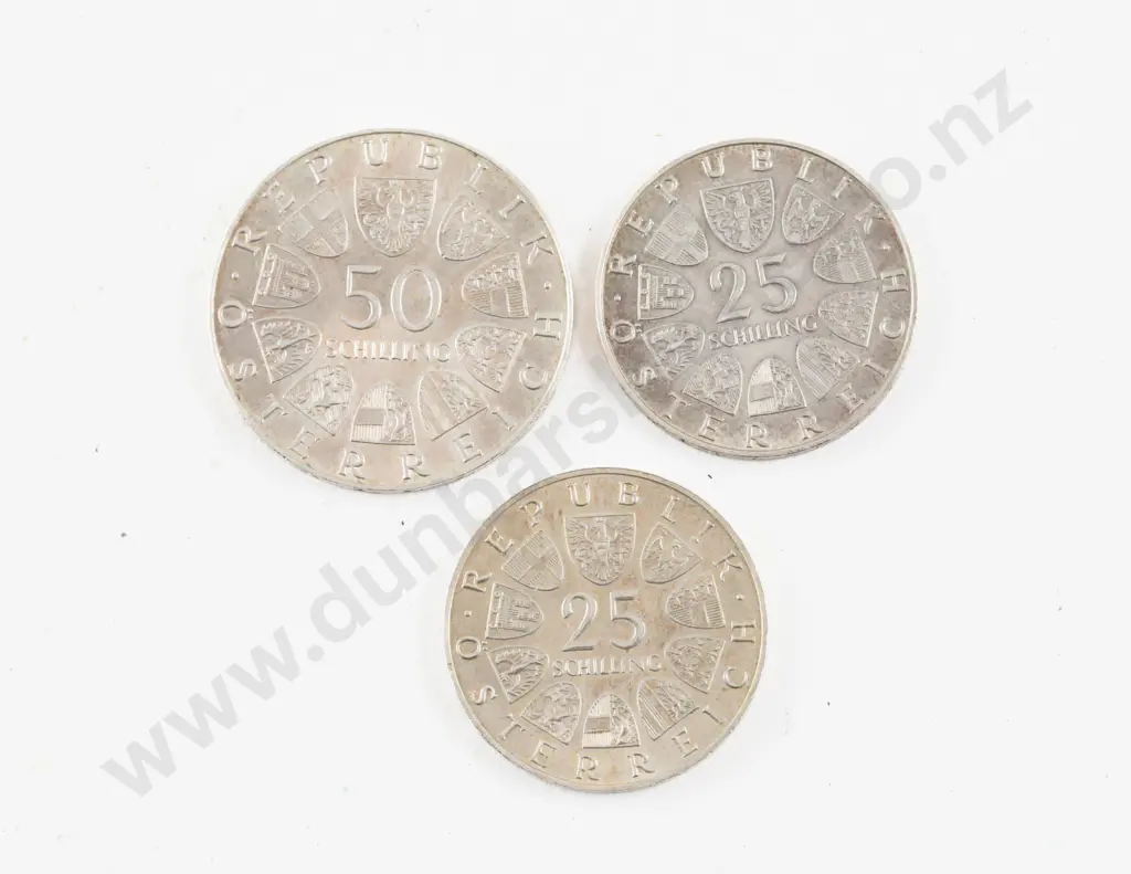 Austria 1972 50 Schilling Seal of Salzburg University Silver Coin Image 1++