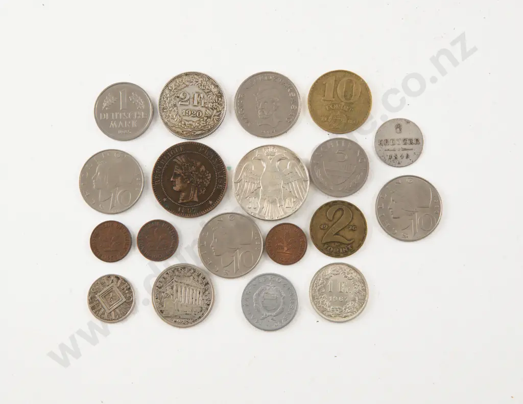 Small Qty Vintage World Silver and Metal Coins (19) Image 1++