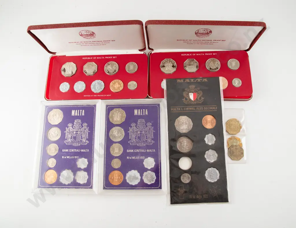 1977 Franklin Mint Malta Decimal Proof Nine Coin Set x2 - 1973 x3 - 25cents x2 Image 1++