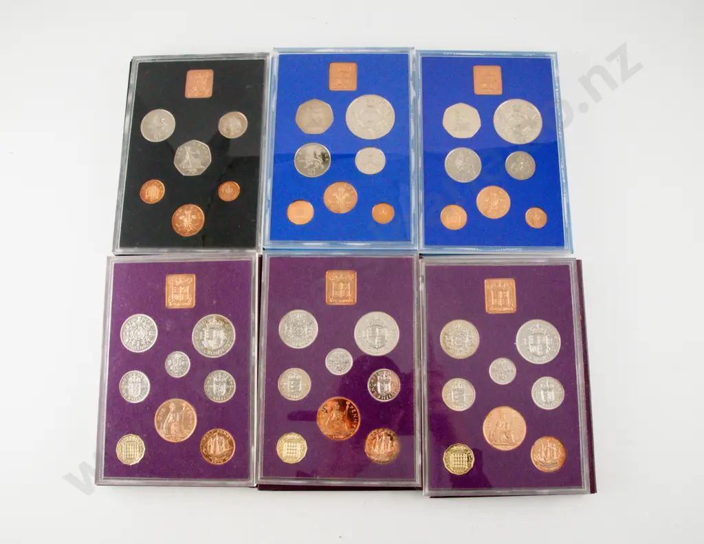Coinage of Great Britain and Northern Ireland Nine and Seven Coins 1970 x3 1971 1977 x2 Image 1++