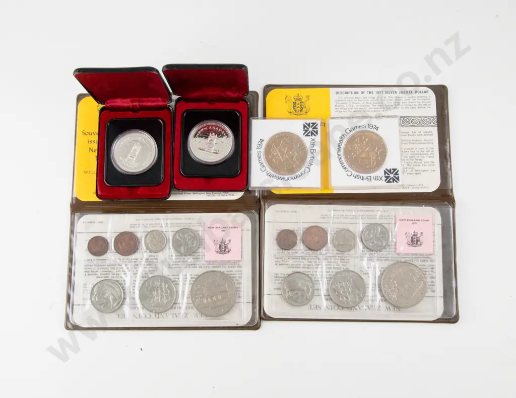 1977 Canada QEII Silver Jubilee Silver Proof $1 x2 with NZ 1974 Games Unc $1 x2 1977 Coin Issue x2 Image 1++