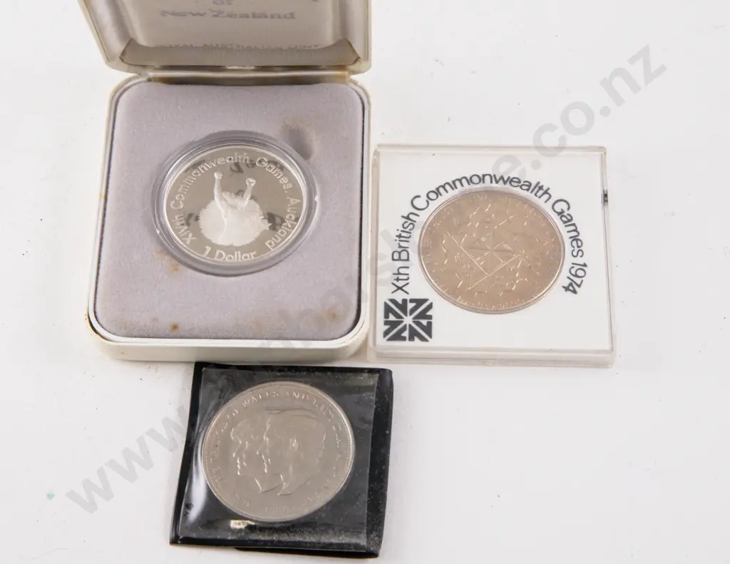 NZ 1989 XIVth Commonwealth Games Proof Silver Dollar 1974 Games $1 & 1981 Royal Wedding Crown Image 1++