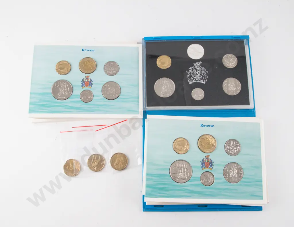 NZ 1993 Proof Silver Six Coin Set with Two Unc Coin Issues and Unc $2 x3 Image 1++