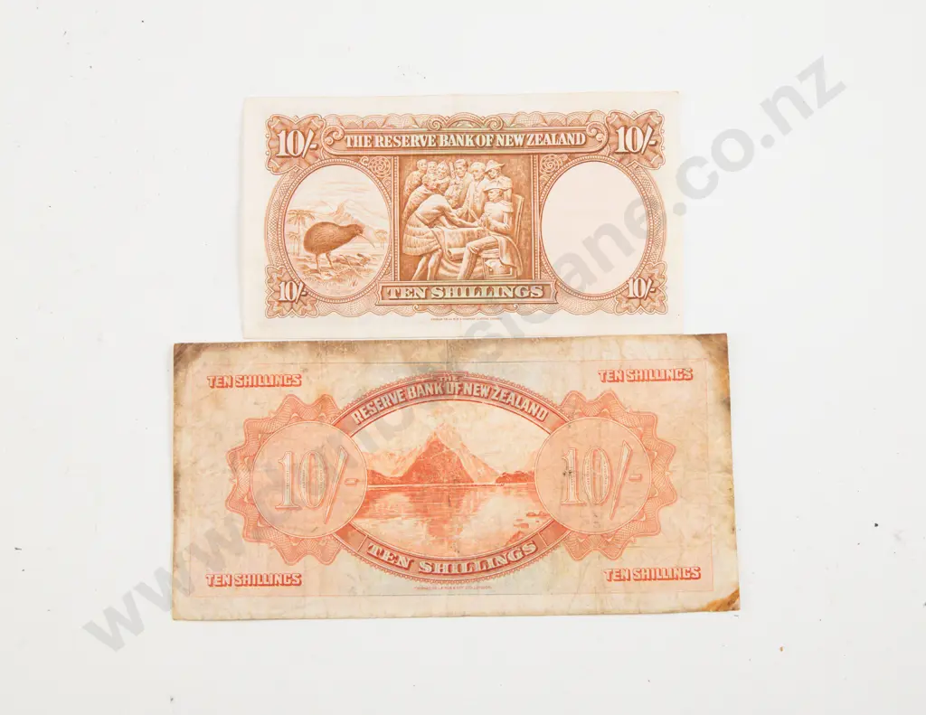Two NZ Ten Shillings Bank Notes Signed Fleming and Lefeaux 1934 Image 1++