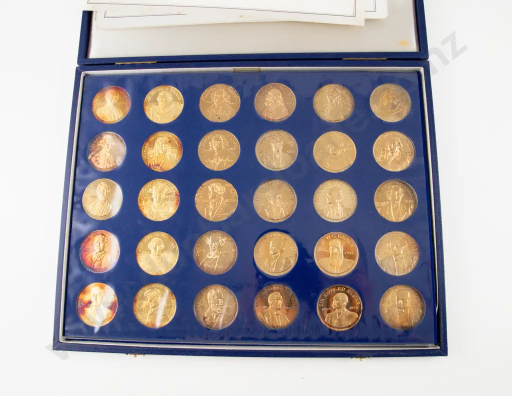 C1975 The Heritage of Great Britain Medals 30 Piece Set Ltd Ed of 500 Silver Gilt Medals Image 1++