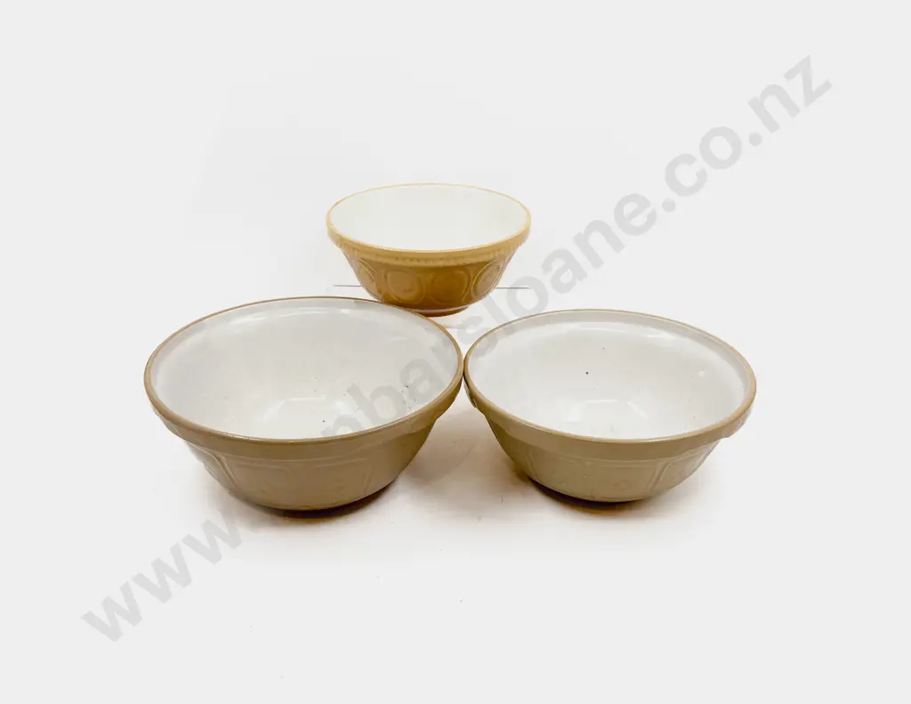 Two Mason Cash Mixing Bowls & Other Image 1++