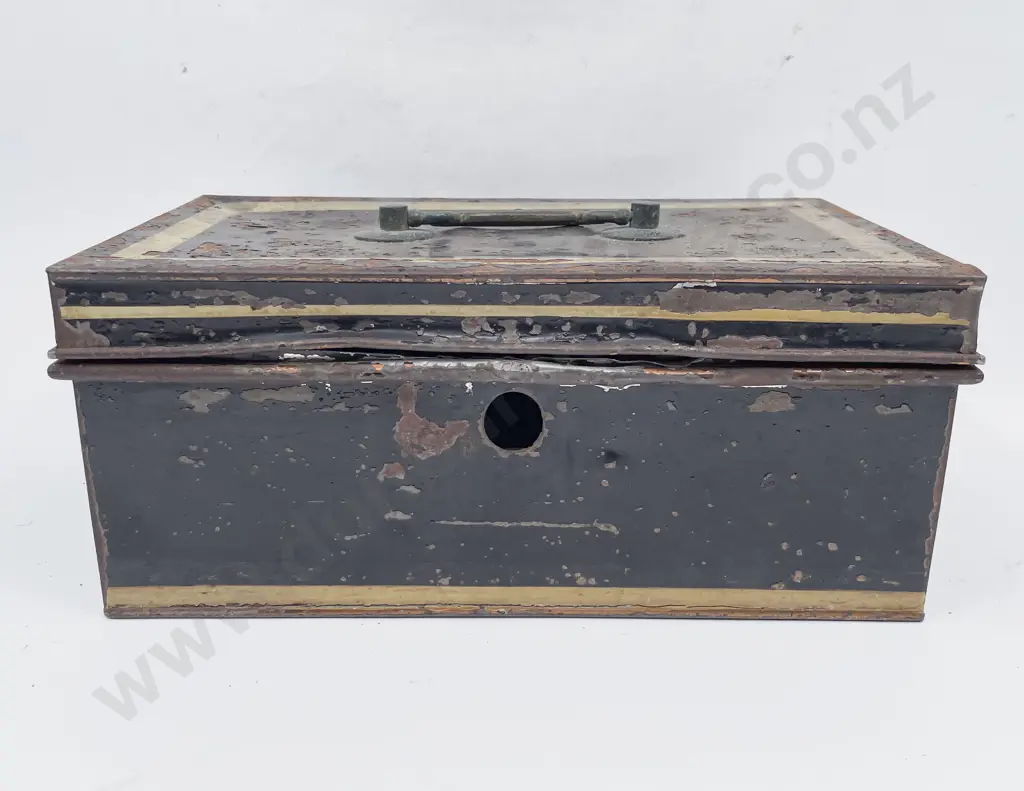 Box Qty of Assorted Vintage Image 1++