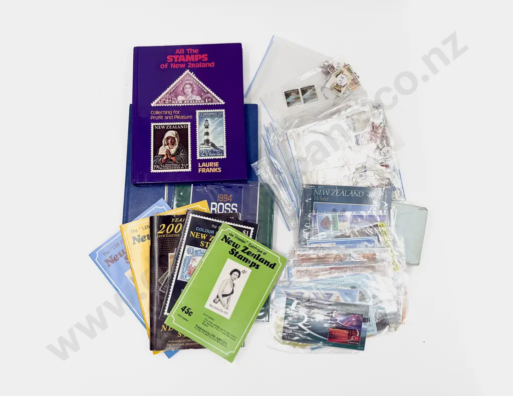 NZ Qty Mixed Standing Order Mint Stamps - Semi Sorted Used Stamps and Reference Image 1++