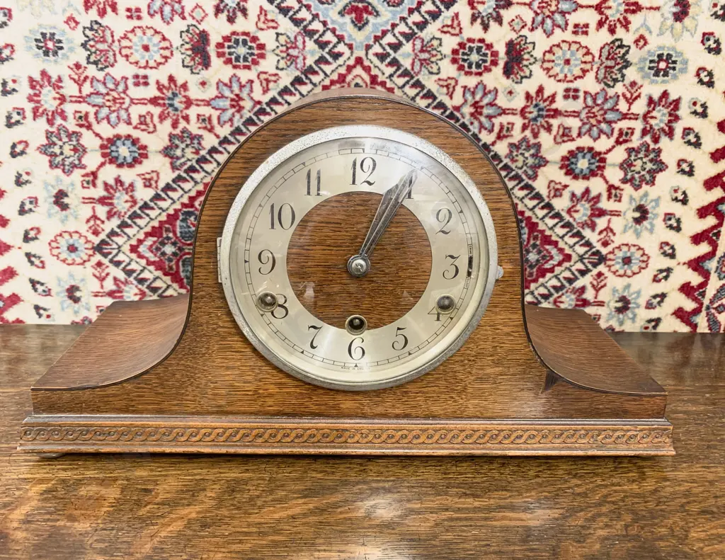 Oak Mantle Clock Image 1++