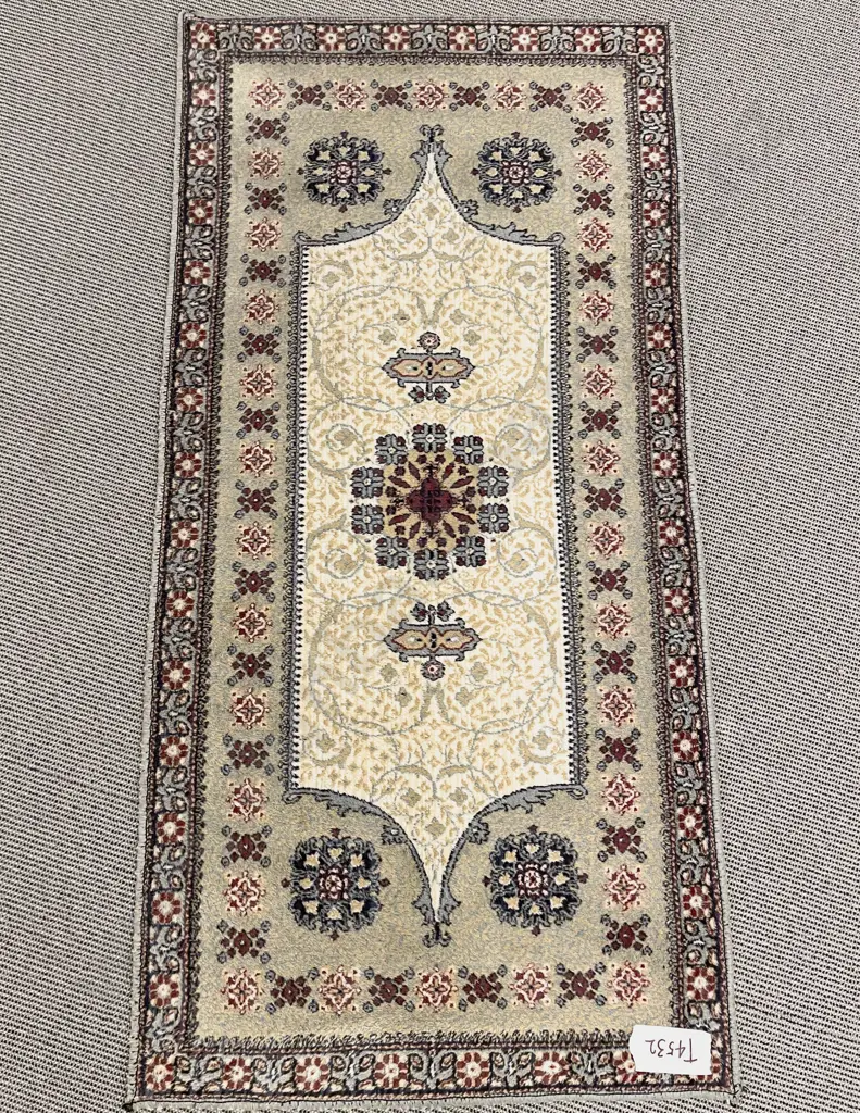 A Pair of Persian Style Rugs Image 1++