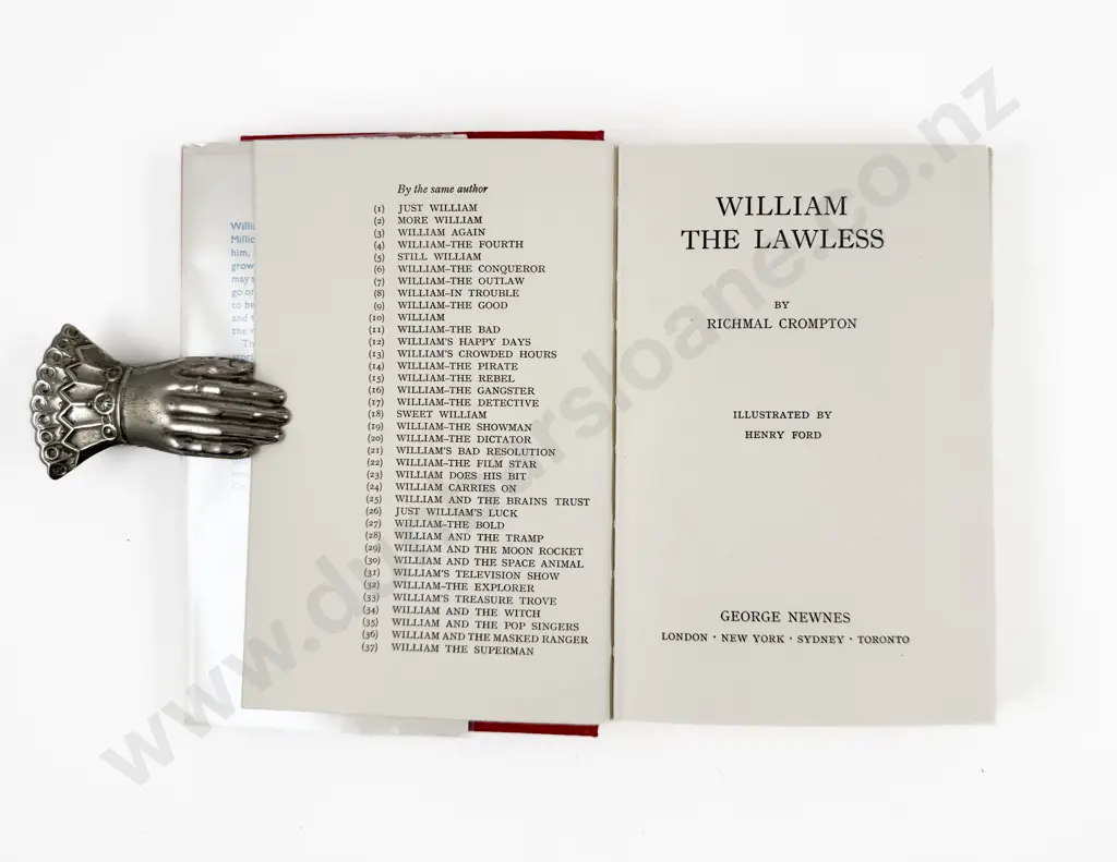 Crompton Richmal - William The Lawless Image 1++