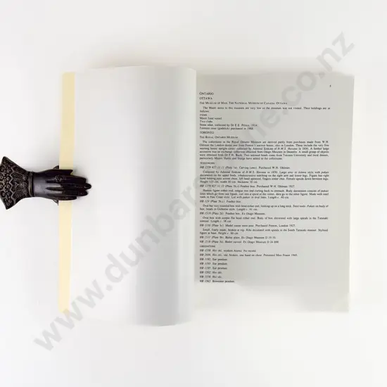 Simmons D R - Catalogue Of Maori Artefacts In The Museum Of Canada And The United States Of America