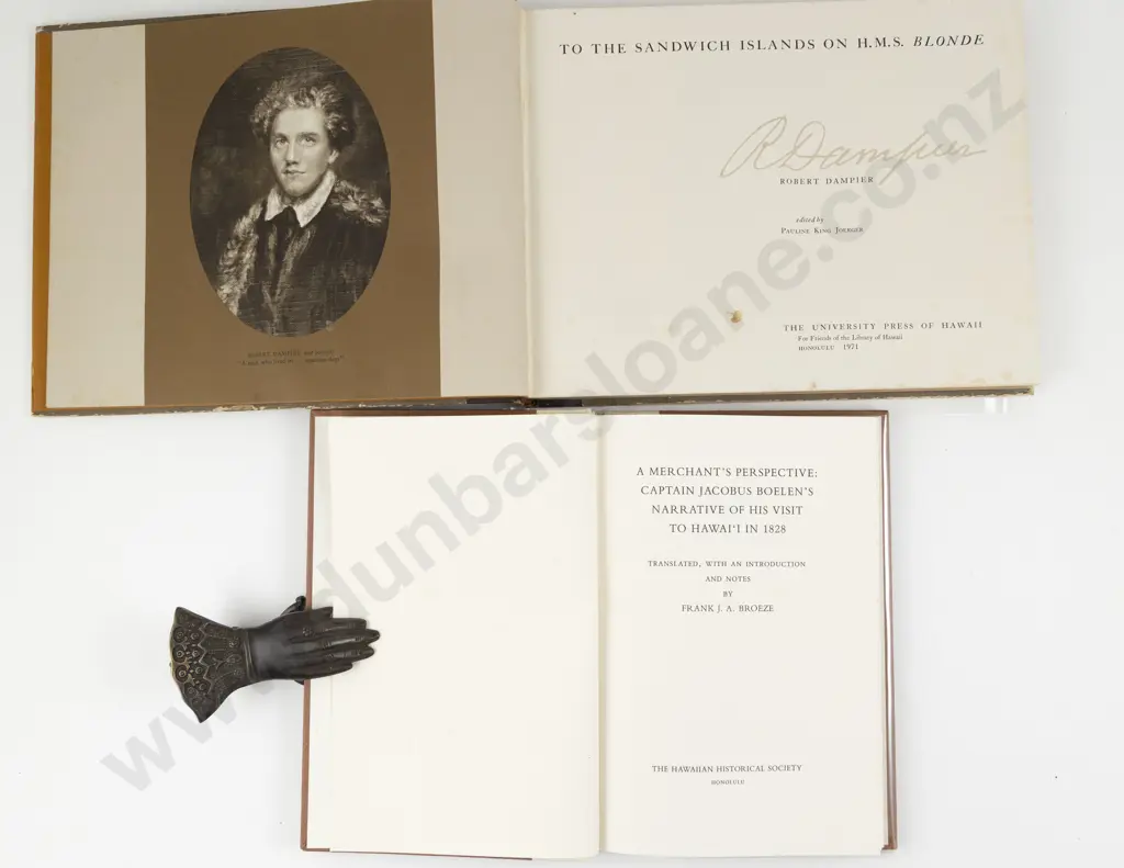 2 Hawaiian Maritime Volumes Image 1++