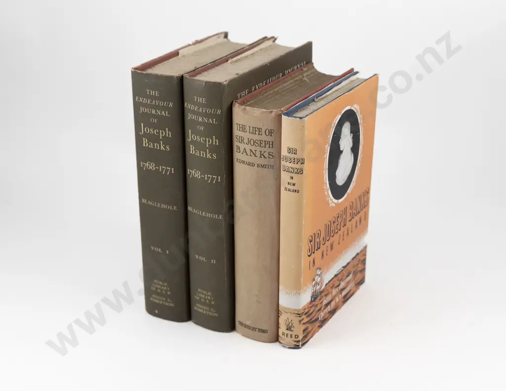Beaglehole J C (Editor) The Endeavour Journals of Joseph Banks 1768-1771 (2 Volumes) Image 1++