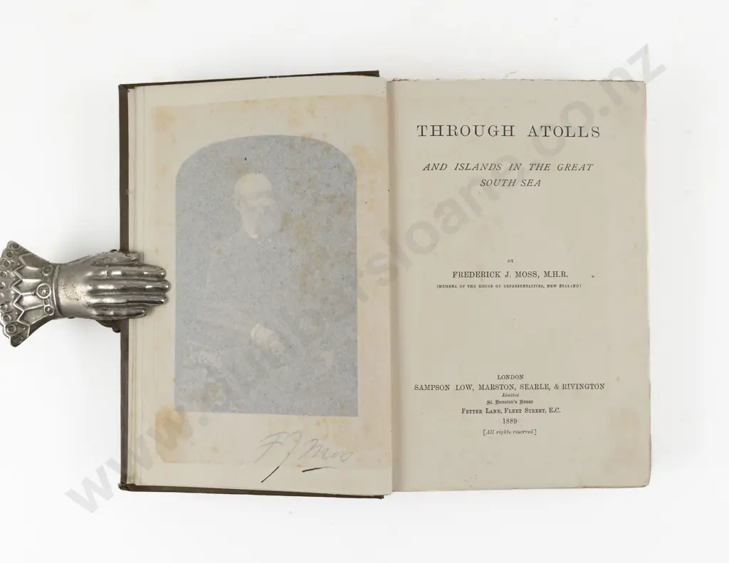 Moss Frederick J - Through Atolls And Islands In The Great South Sea Image 1++