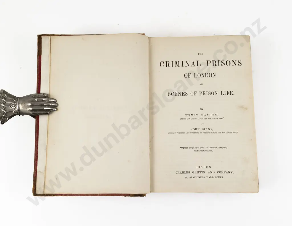 Mayhew Henry & Binny John - The Criminal Prison Of London and Scenes Of Prison Life Image 1++