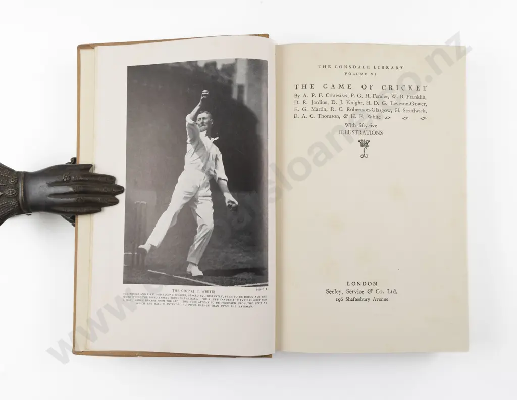 3 Lonsdale Library Sporting Volumes Image 1++