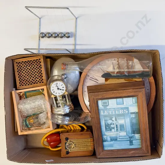 Box Quantity of Assorted Decorative Homeware & Ornaments