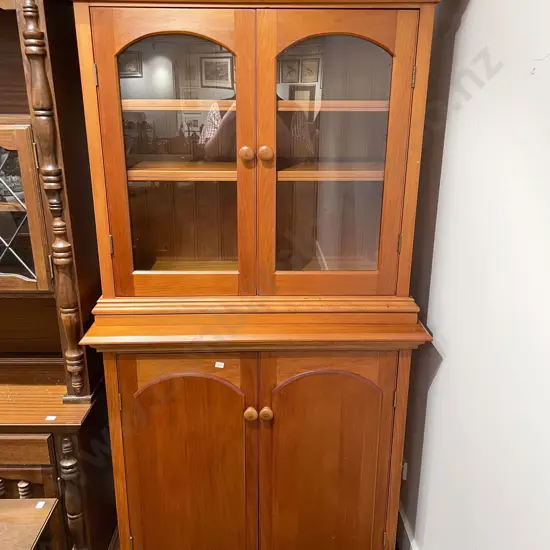 Rimu Bookcase