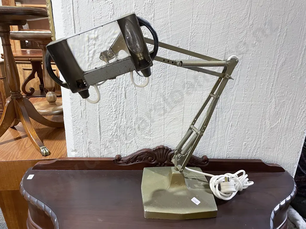 Vintage Anglepoise Magnifying Lamp Image 1++