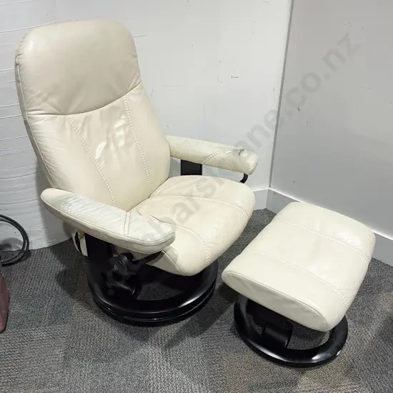 Stressless Armchair & Foot Stool (Faults)