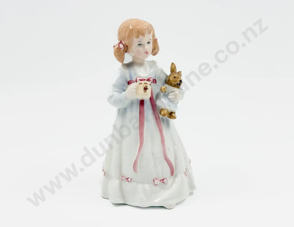 Royal Doulton Bunny's Bedtime HN 3370 Image 1++