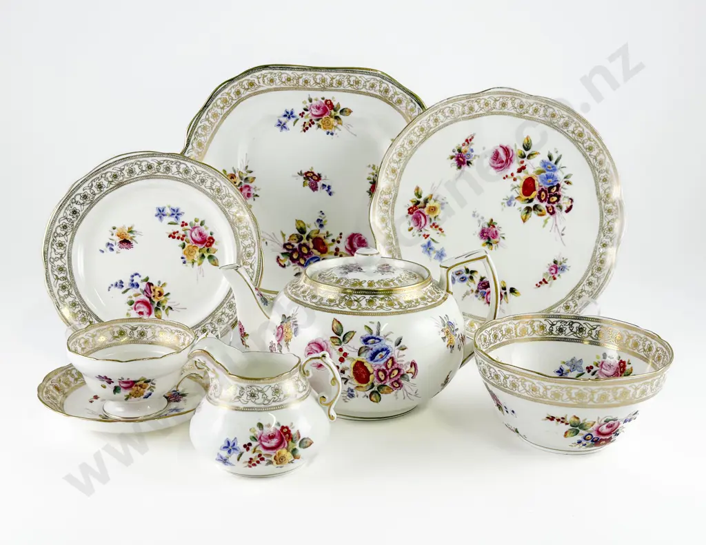 Hammersley Dresden Sprays Pattern Tea Set Image 1++