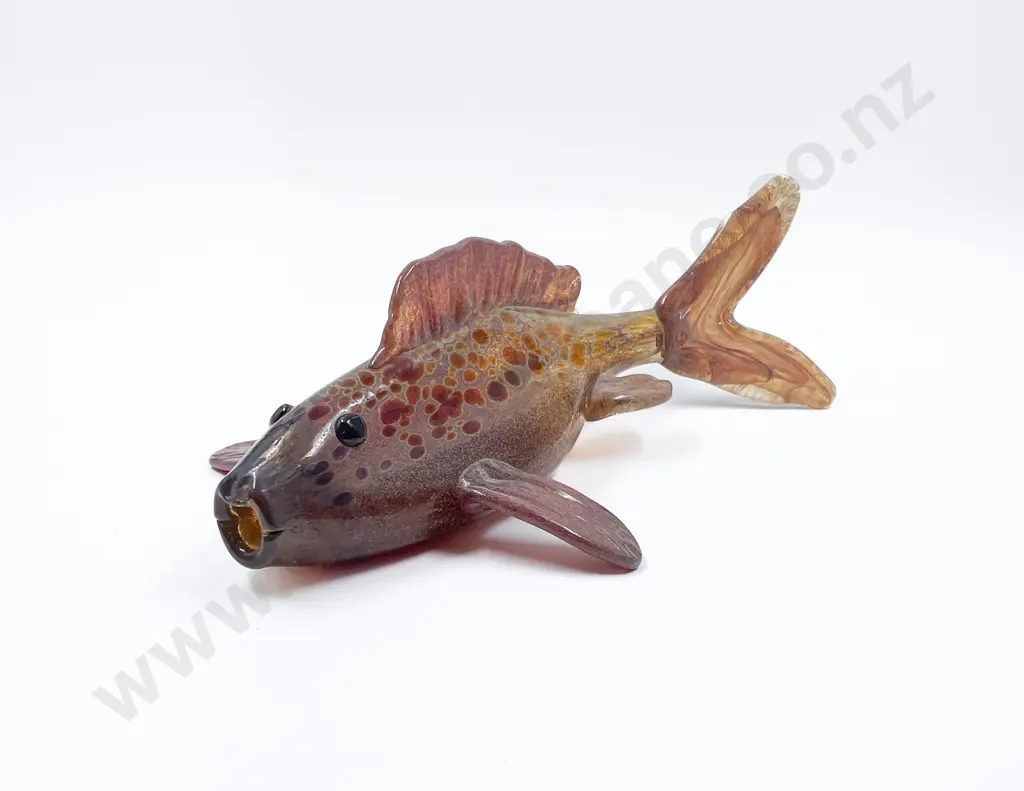 NZ Handblown Art Glass Fish Image 1++
