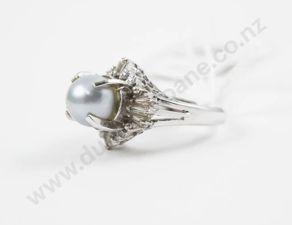 S/S Single Cultured Pearl and Crystal Stone Dress Ring Image 1++