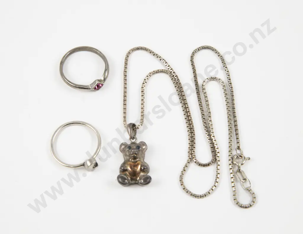 Two S/S Stacking Rings and Gem Set Teddy Bear Pendant Image 1++
