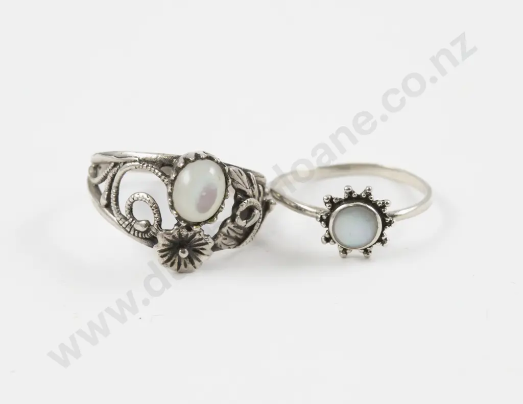 Two S/S MOP Dress Rings Image 1++