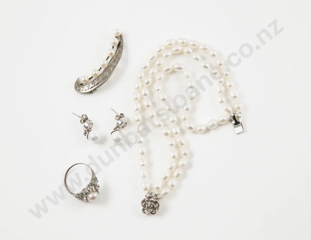 S/S Cultured Pearl Spray Brooch with Ring Bracelet and Earrings Image 1++