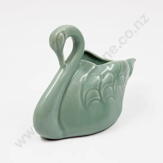 Green Crown Lynn Style Swan