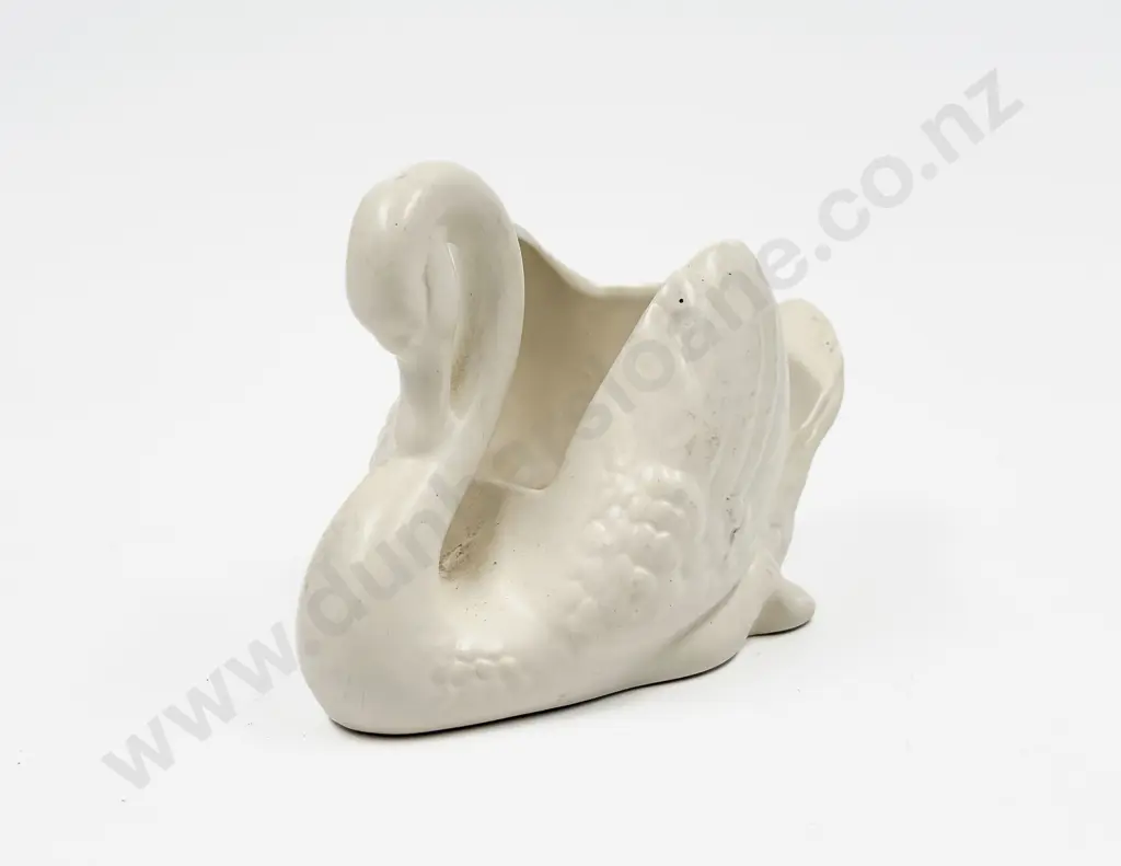 Small Crown Lynn Swan Image 1++