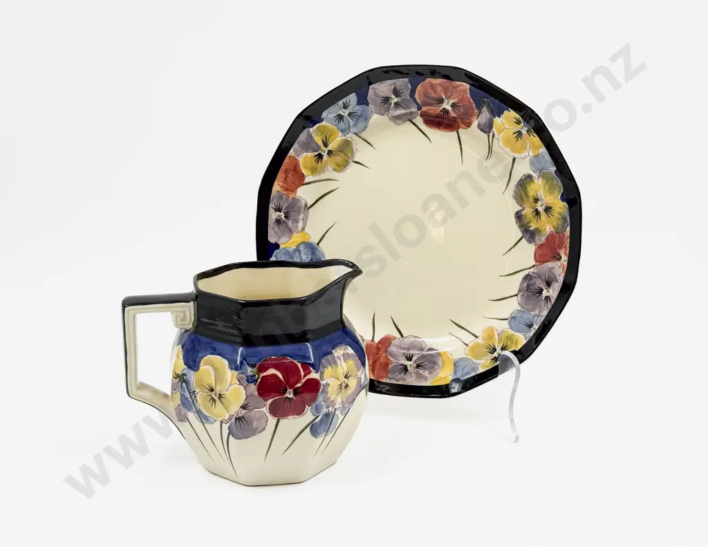 RD Pansy Pattern Plate and Jug Image 1++
