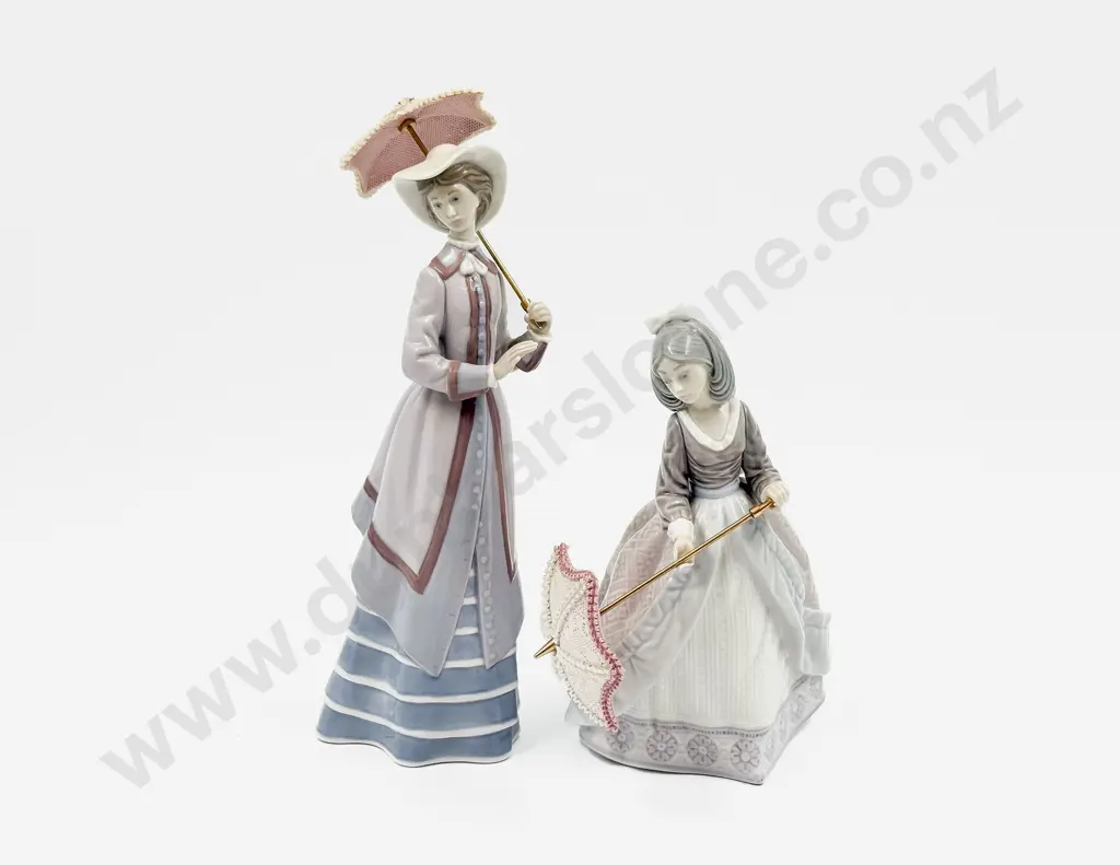 Two Lladro Figures with Parasols (faults) Image 1++