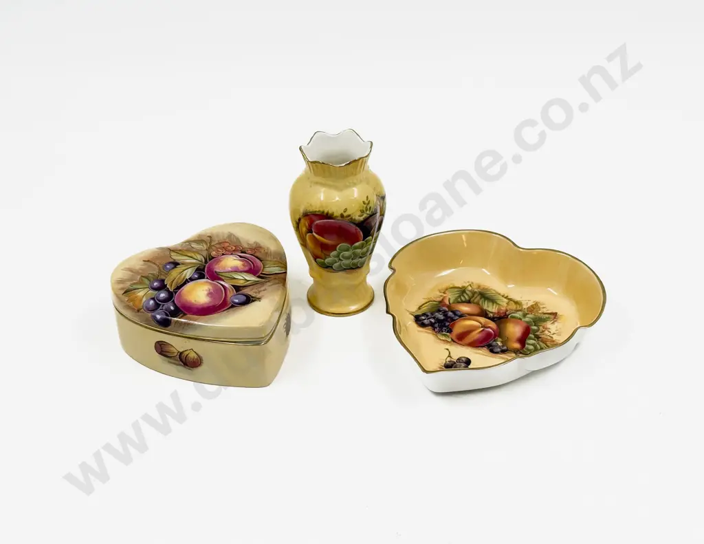 Three Pieces of Aynsley "Orchard Gold" Image 1++