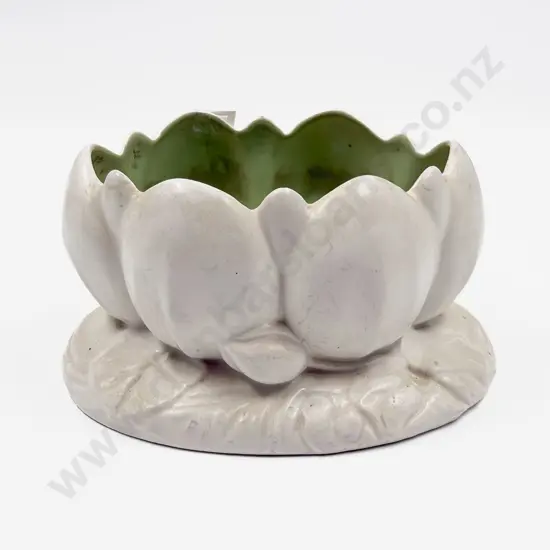 Clarice Cliff Lotus Bowl