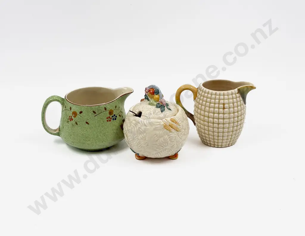 Three Pieces of Clarice Cliff Image 1++