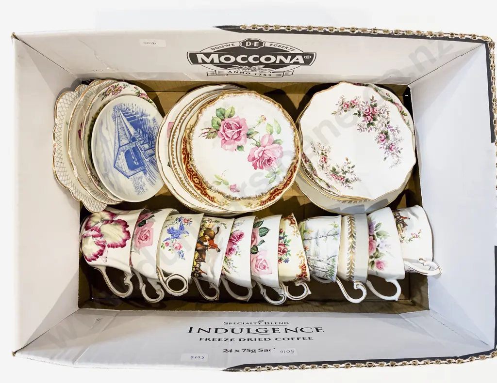 Box Quantity of Assorted Fancy Tea China Image 1++