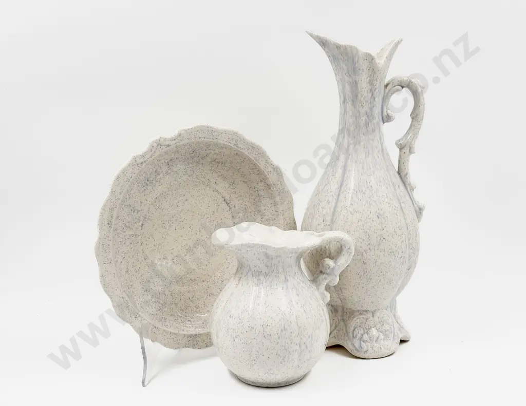 Three Piece Wash Set Image 1++