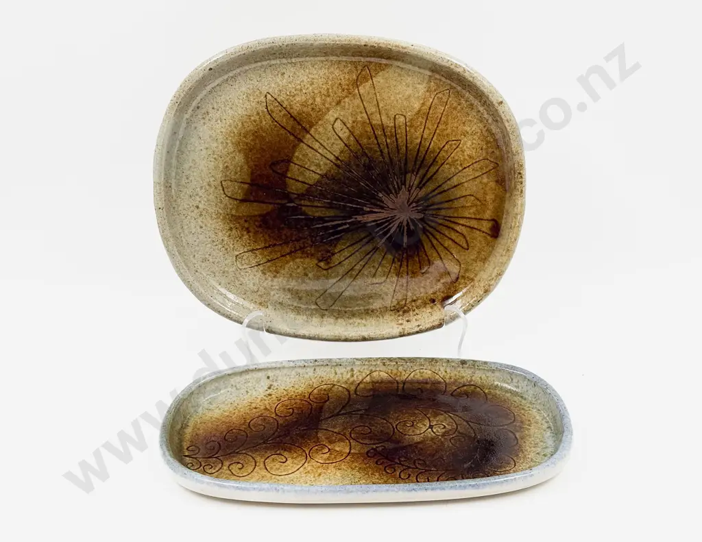 Two Paul Wotherspoon Shallow Plates Image 1++